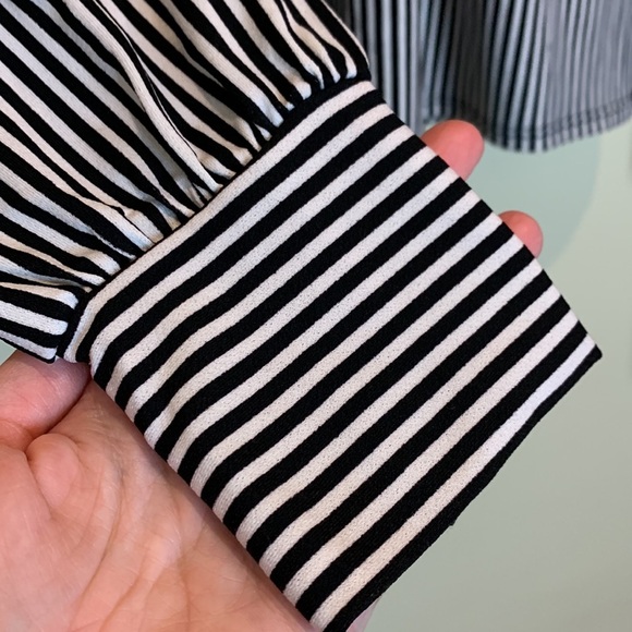 ADRIANNA PAPELL LS striped top - Picture 3 of 9